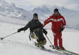  uniski with an instructor in Valmeinier in Savoie